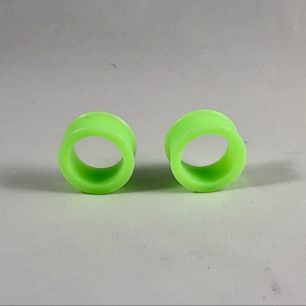 Pair of Green Double Flare Silicon Ear Tunnels